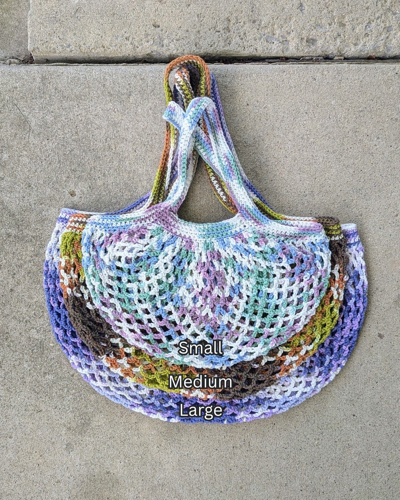Diamond Mesh Round Market Bag (Medium Light Blue & Stoneware Ombre)