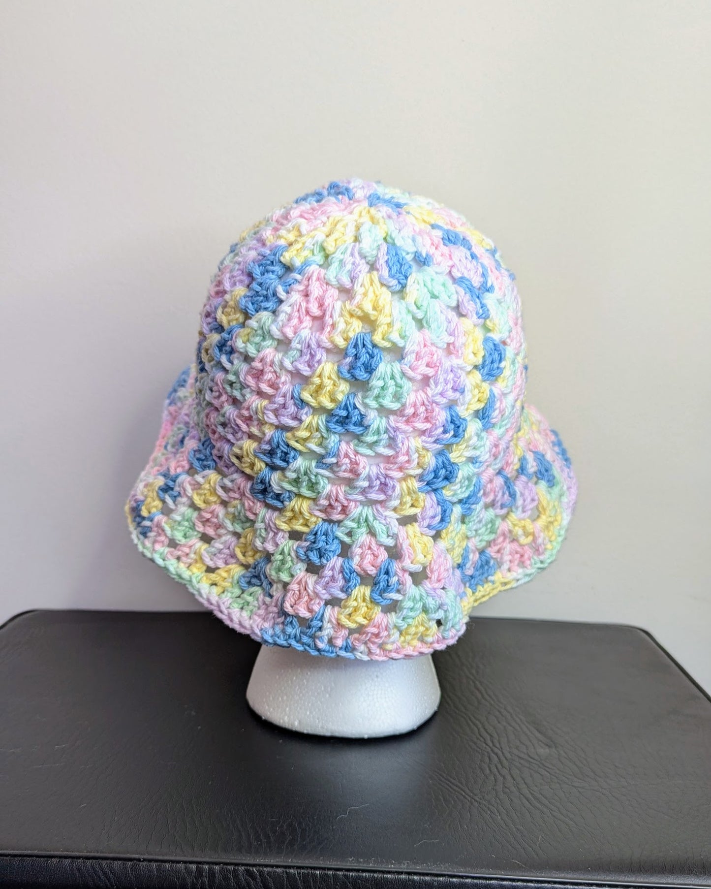 Granny Stitch Crochet Bucket Hat (Easter Pastels Ombre)