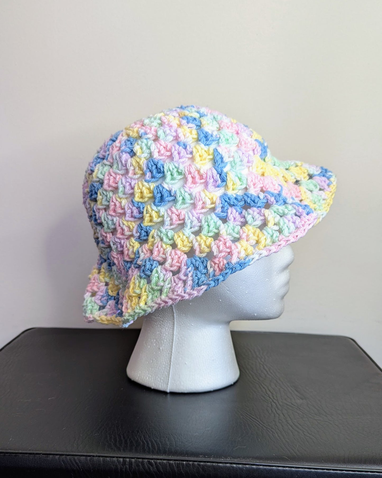 Granny Stitch Crochet Bucket Hat (Easter Pastels Ombre)