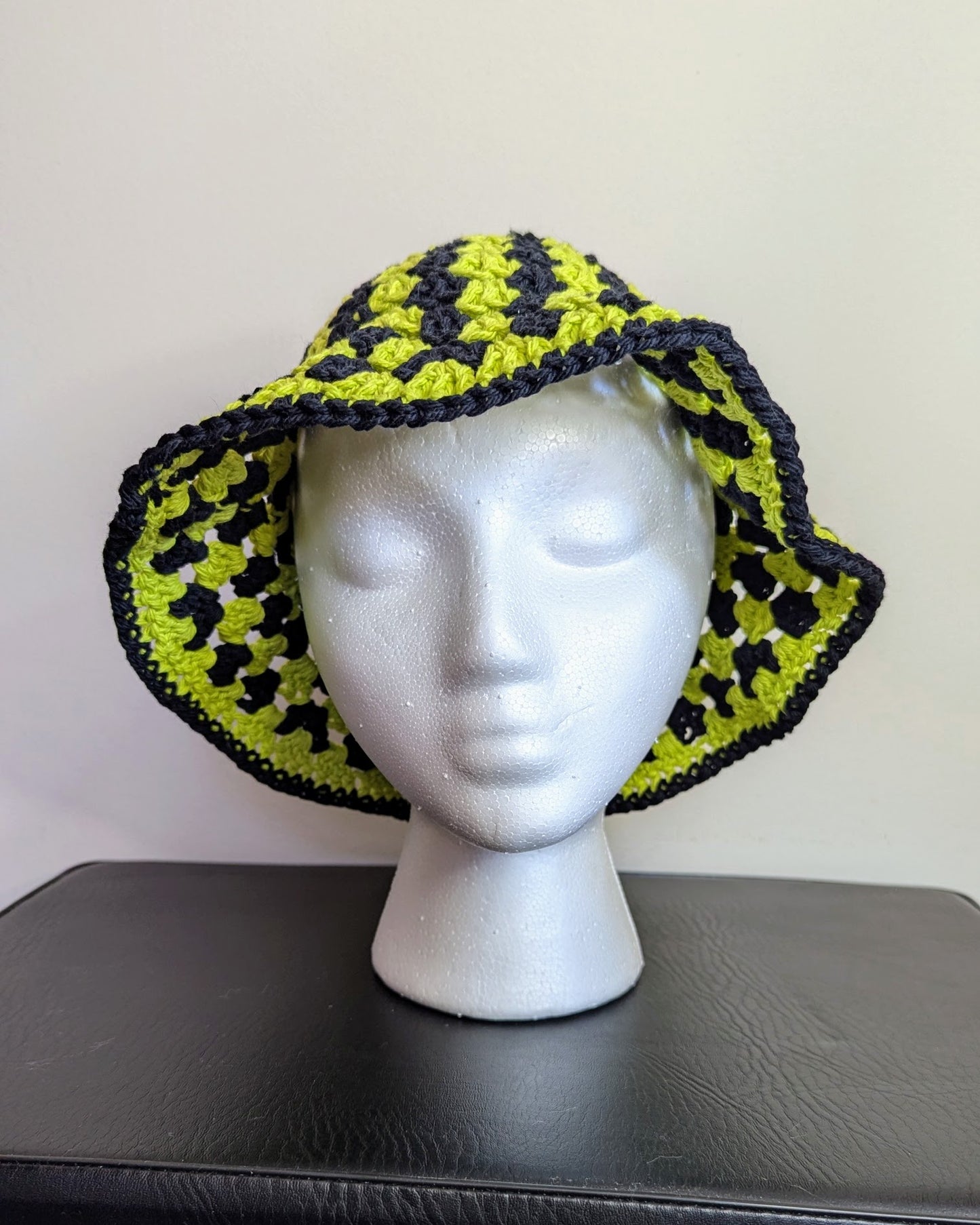 Granny Stitch Crochet Bucket Hat (Lime & Black)