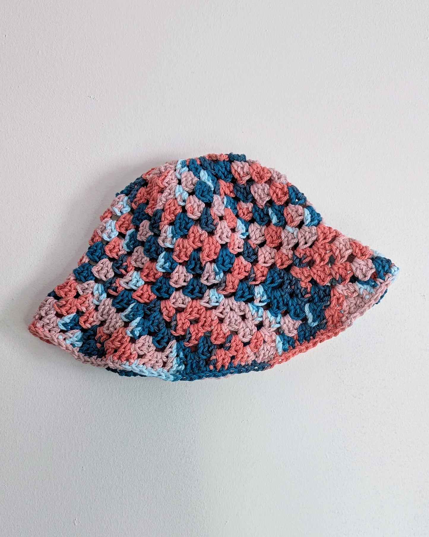 Granny Stitch Crochet Bucket Hat (Coral Seas Ombre)