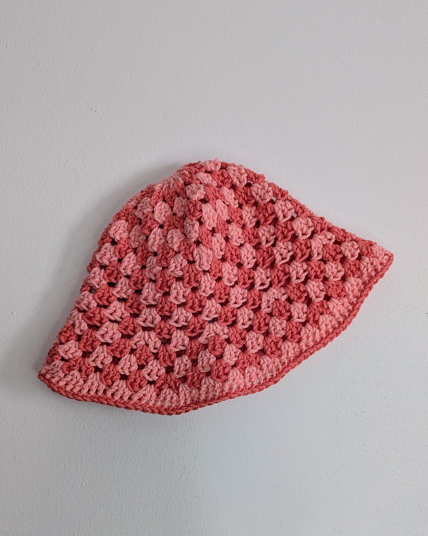 Granny Stitch Crochet Bucket Hat (Coral Rose & Coral)
