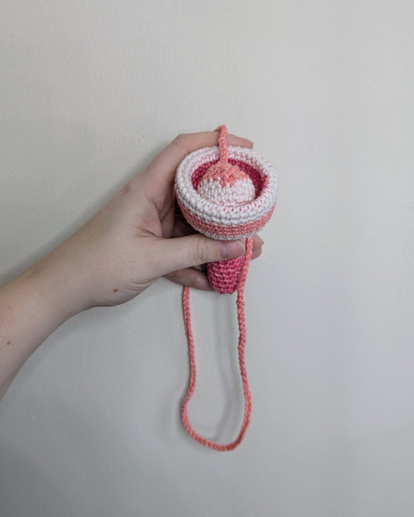 Soft Crochet Bilbocatch - Ball & Cup Game (Pinks)