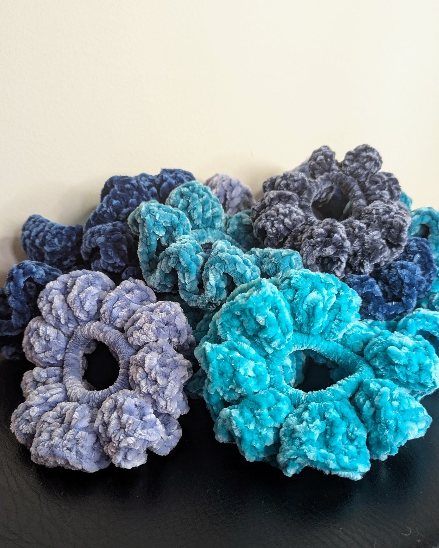 Velvet Ruffle Scrunchie (Smokey Blue)