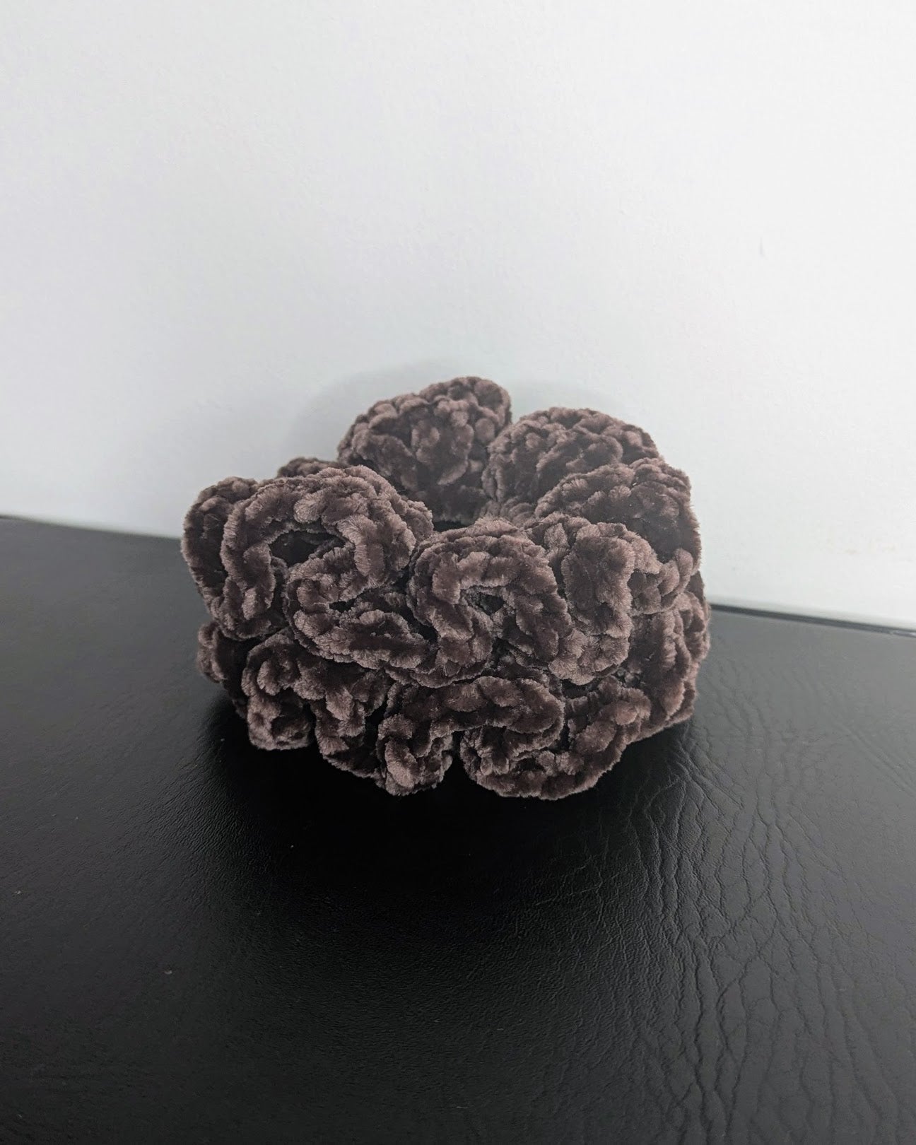 Velvet Ruffle Scrunchie (Brown Sugar)