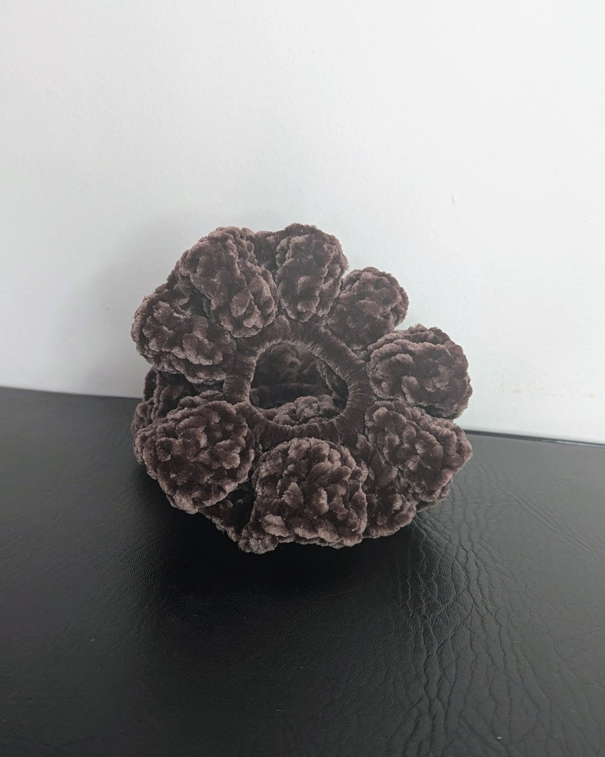 Velvet Ruffle Scrunchie (Brown Sugar)