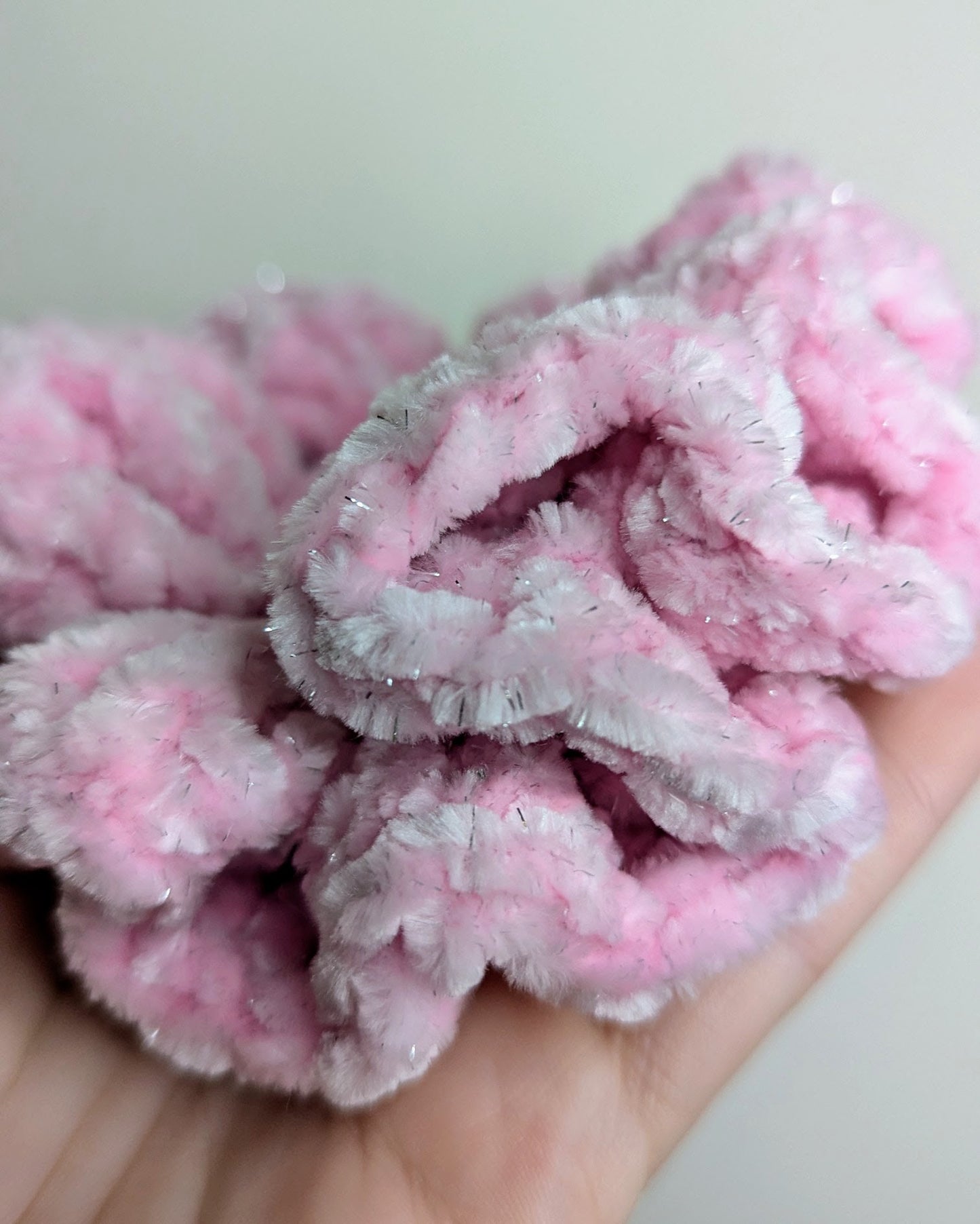 Velvet Ruffle Scrunchie (Pink Diamond Sparkle)