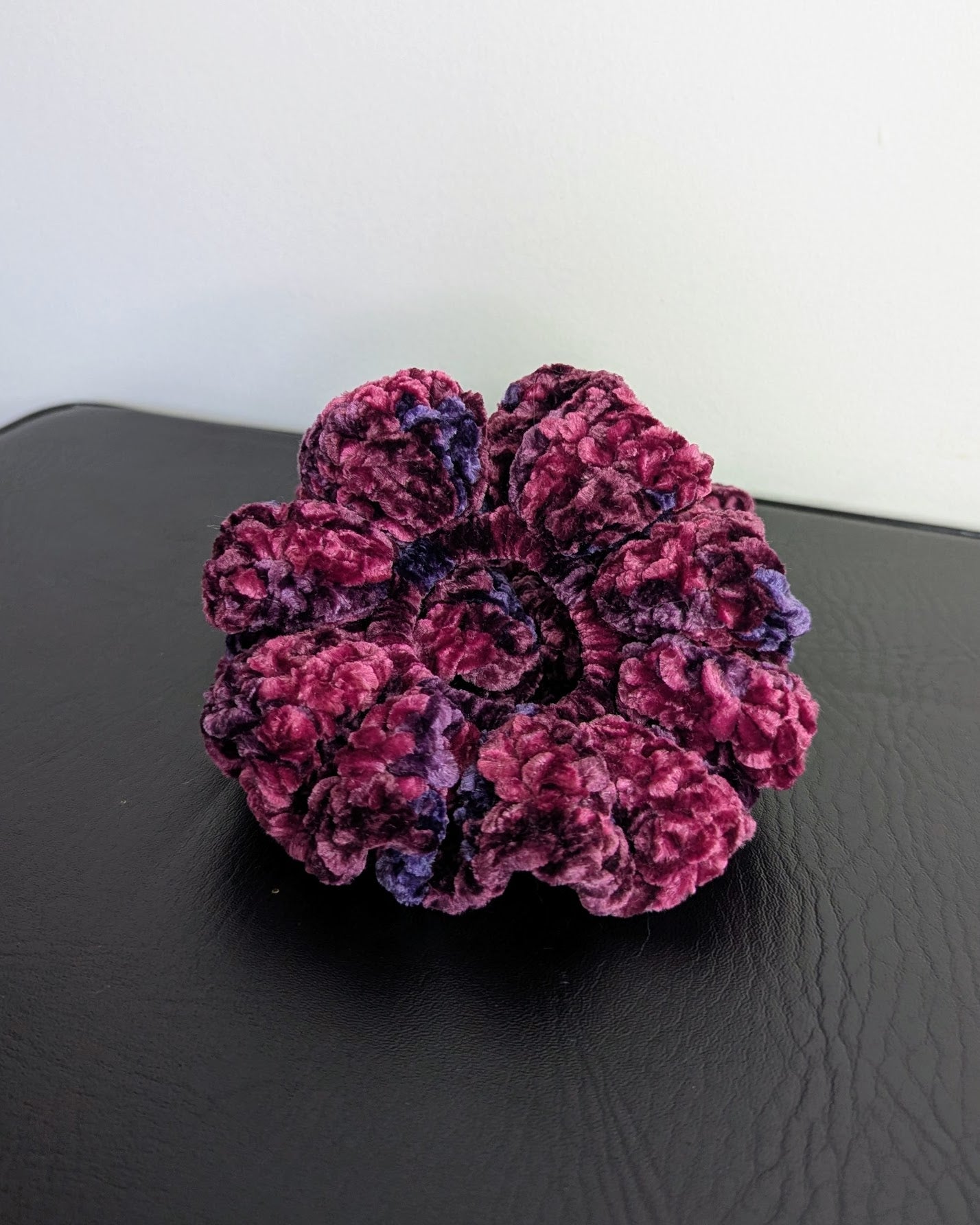 Velvet Ruffle Scrunchie (Crushed Burgundy)
