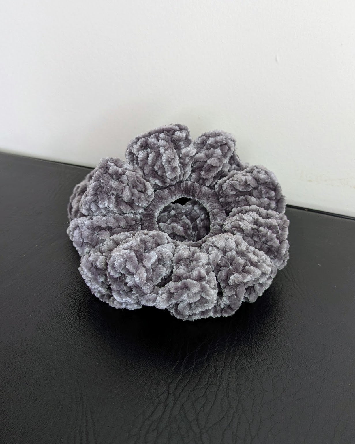 Velvet Ruffle Scrunchie (Carbon Grey)