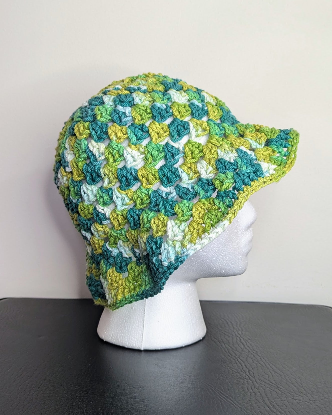 Granny Stitch Crochet Bucket Hat (June Bug Ombre)