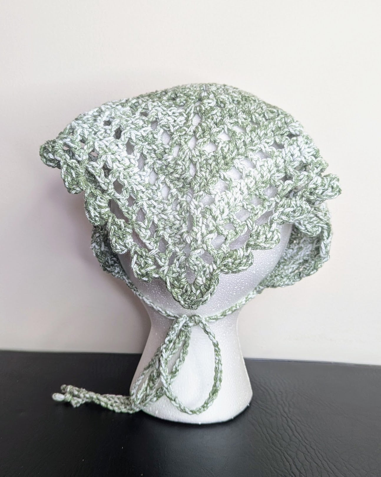 Windowpane Crochet Bandana (Moss Green Splash)
