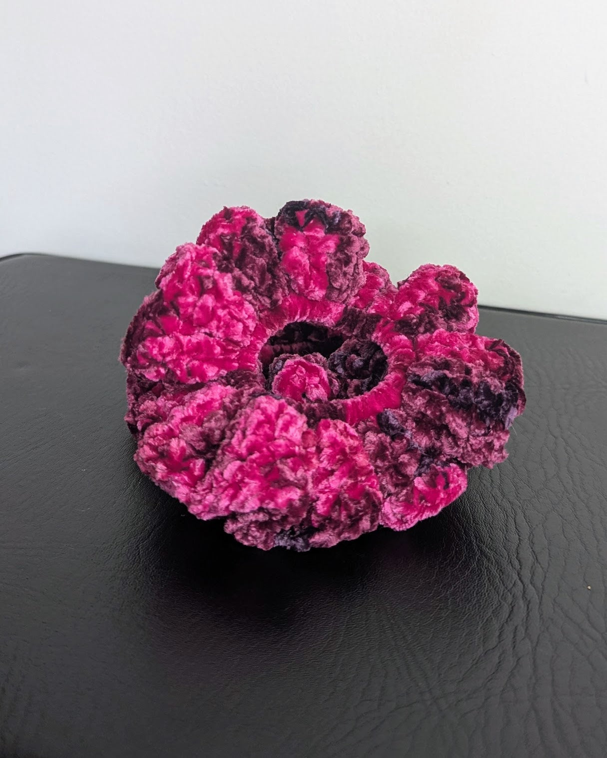 Velvet Ruffle Scrunchie (Crushed Bright Magenta)
