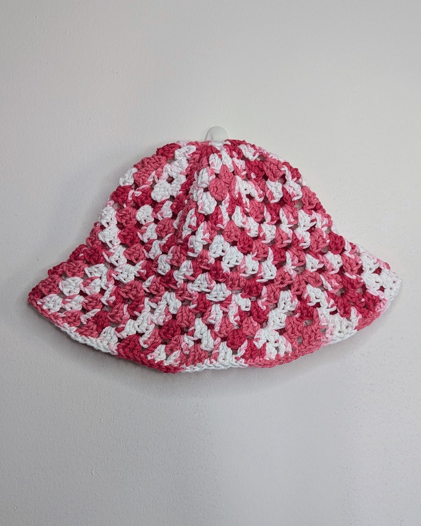 Granny Stitch Crochet Bucket Hat (Azalea Ombre)
