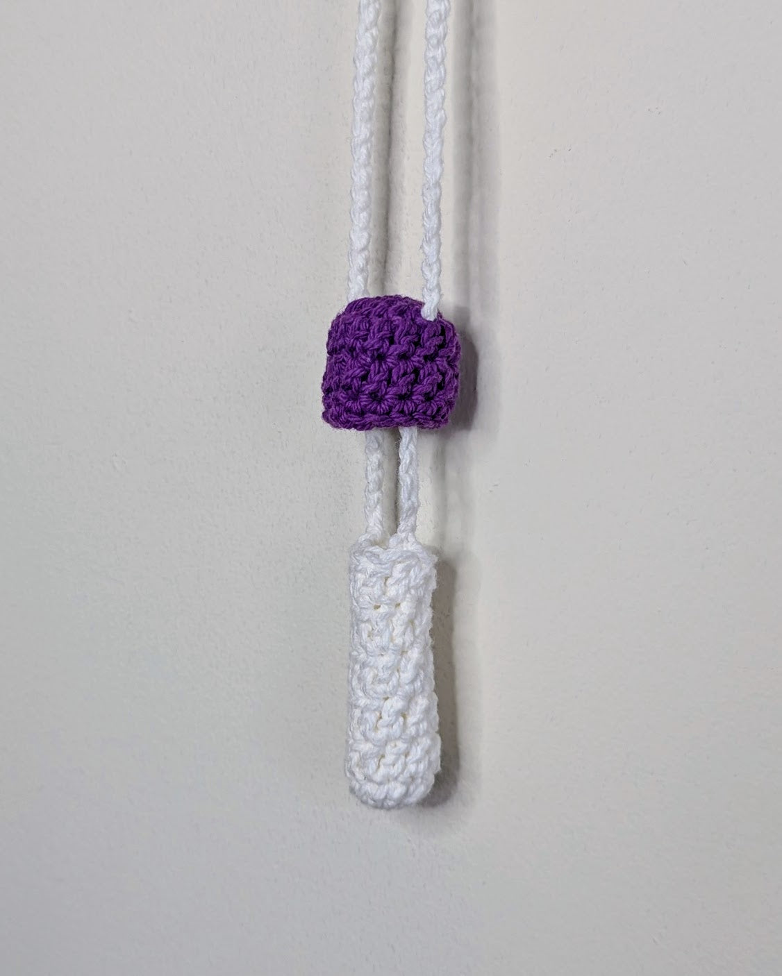Mushroom Stasher (Black Currant & White)