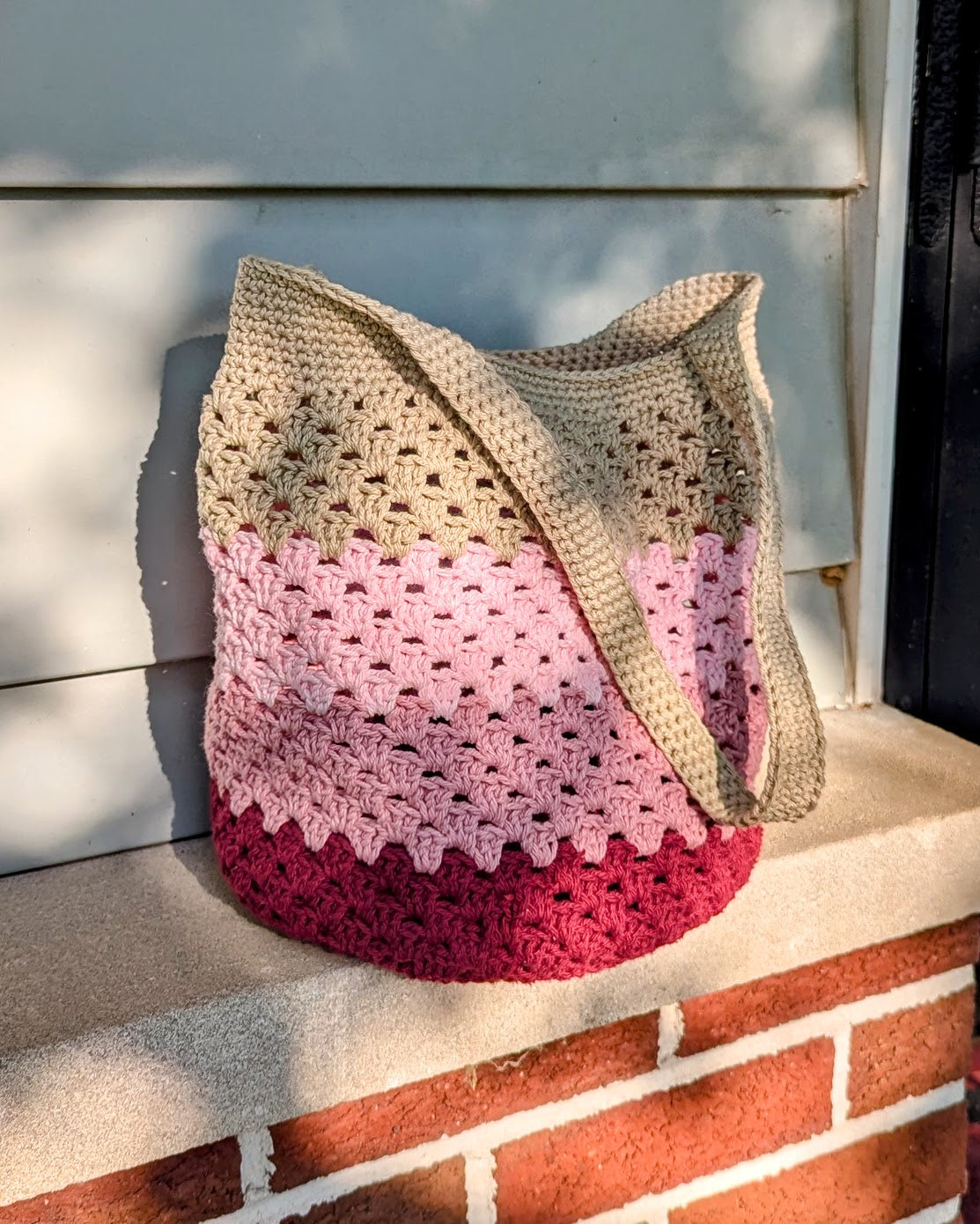 Round Bottom Granny Bag (Pink Stripes)