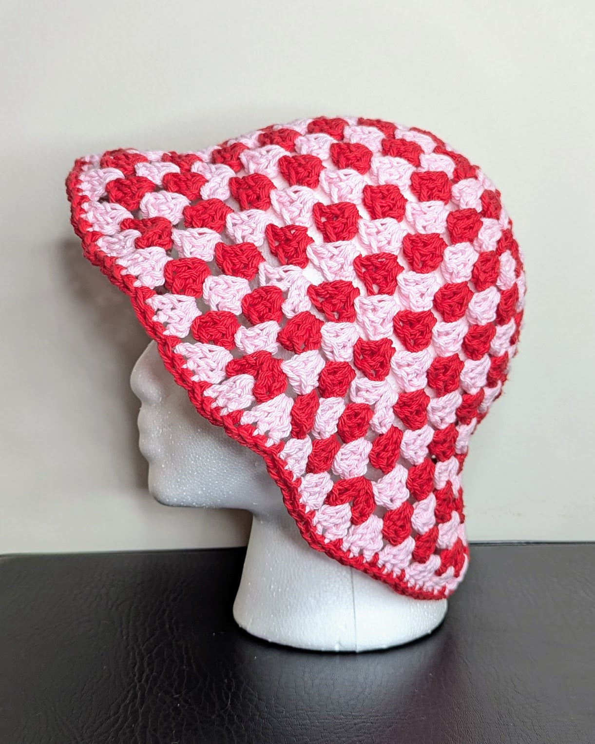 Granny Stitch Crochet Bucket Hat (Pastel Pink & Red)