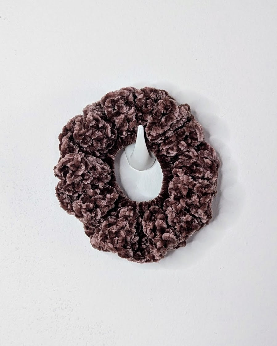 Velvet Ruffle Scrunchie (Classic Chocolate)