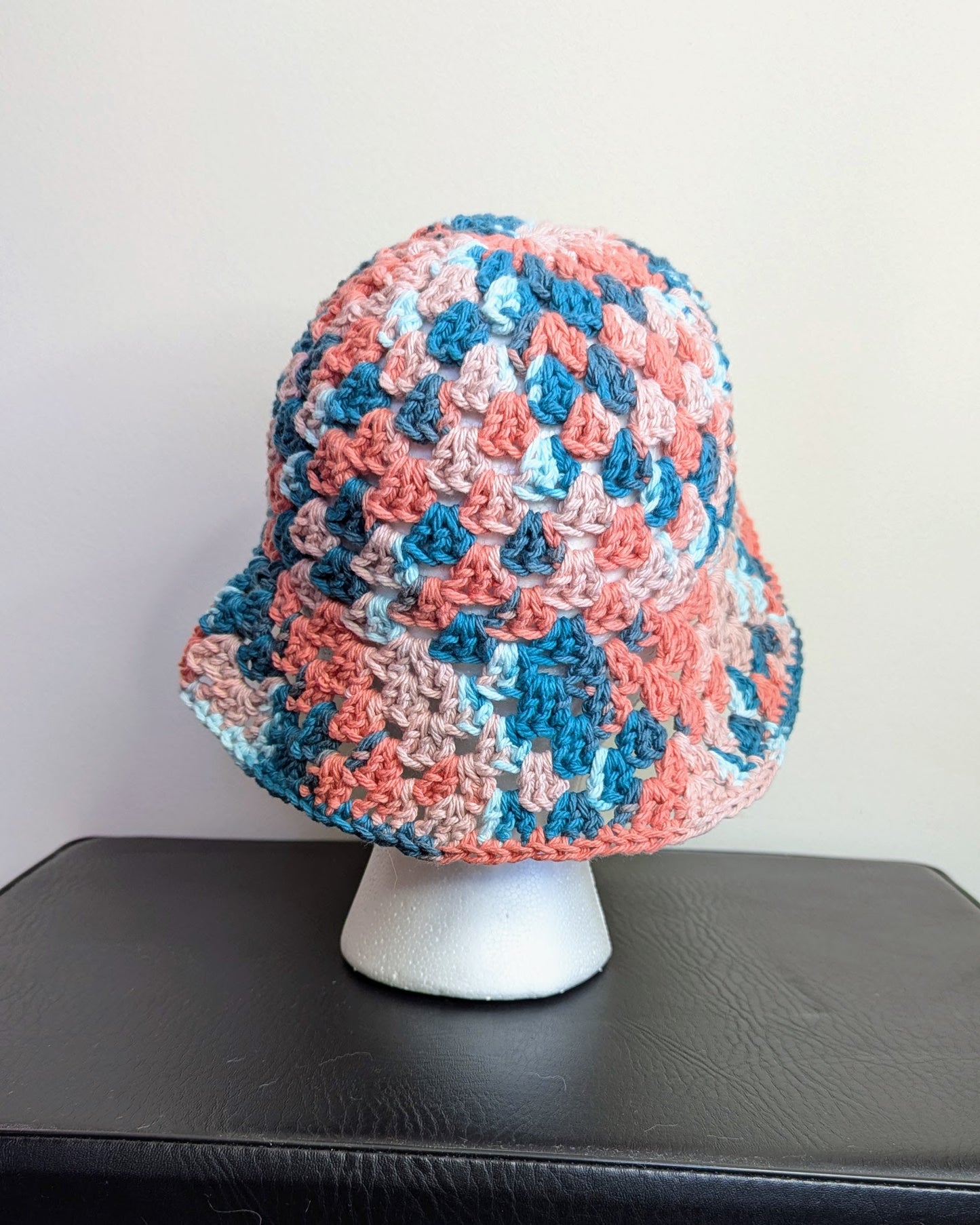 Granny Stitch Crochet Bucket Hat - Coral Ombre