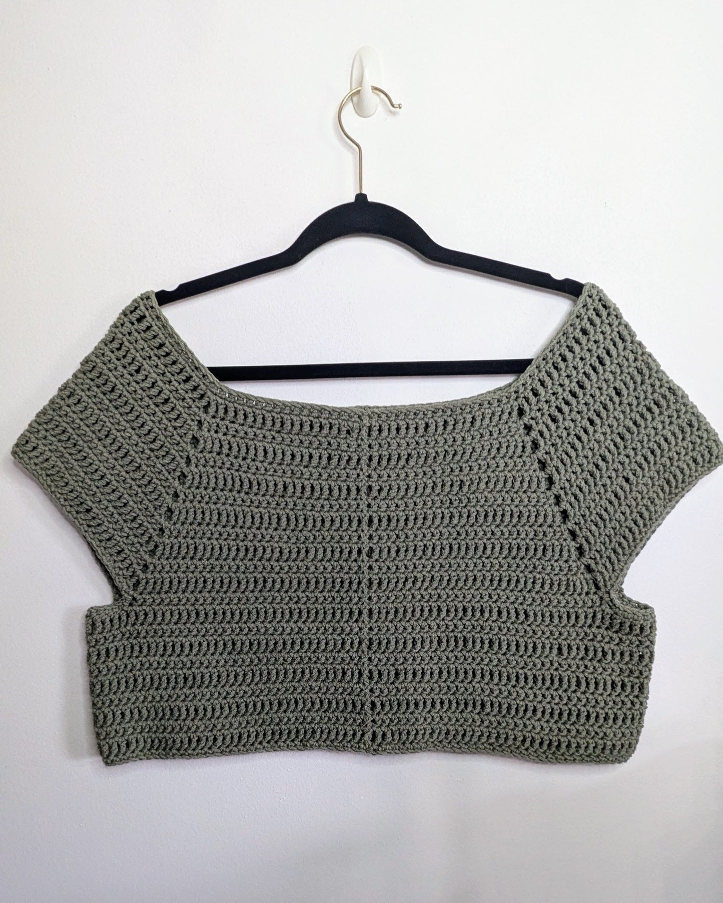 Simple Crochet Crop Top (XL Olive)