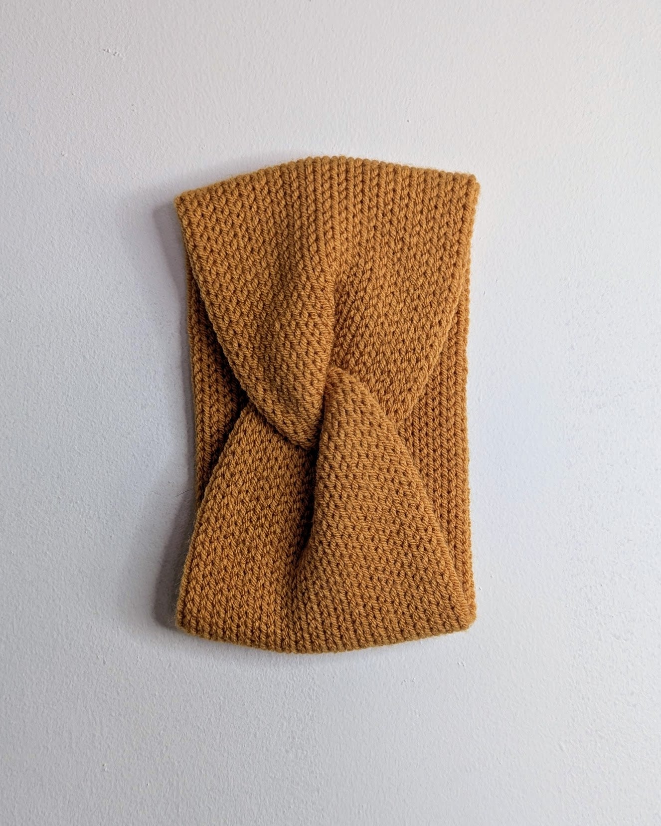 Twisted Double Knit Headband (Mustard Yellow)