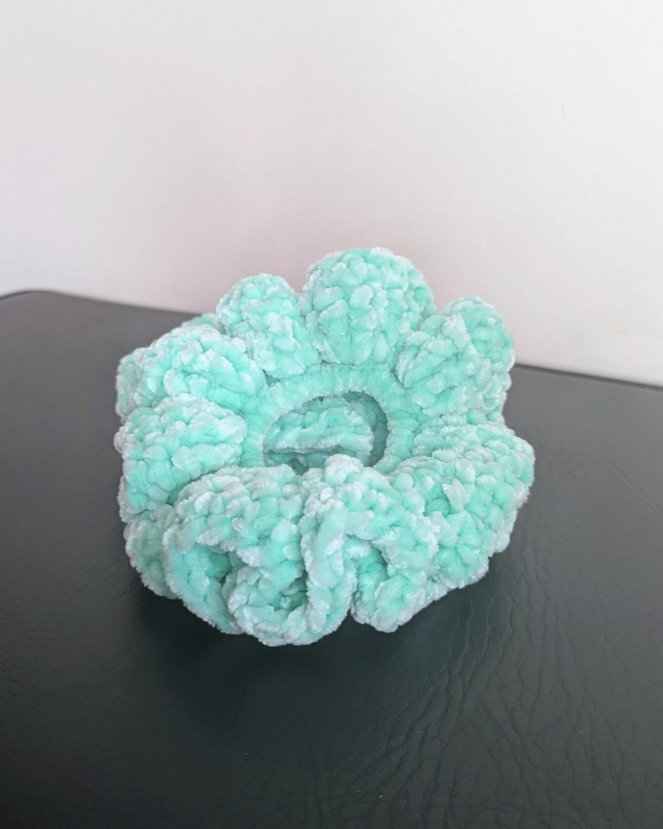 Velvet Ruffle Scrunchie (Tint of Mint)