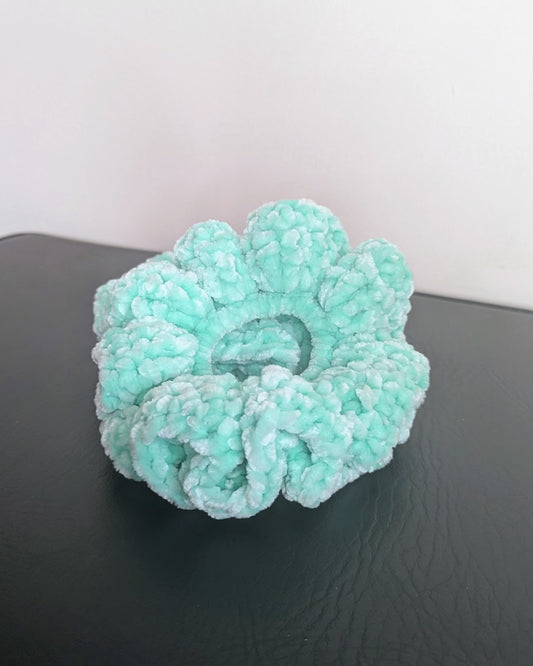 Velvet Ruffle Scrunchie (Tint of Mint)