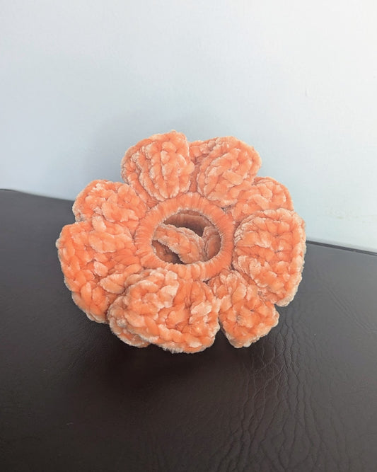 Velvet Ruffle Scrunchie (Apricot Crush)