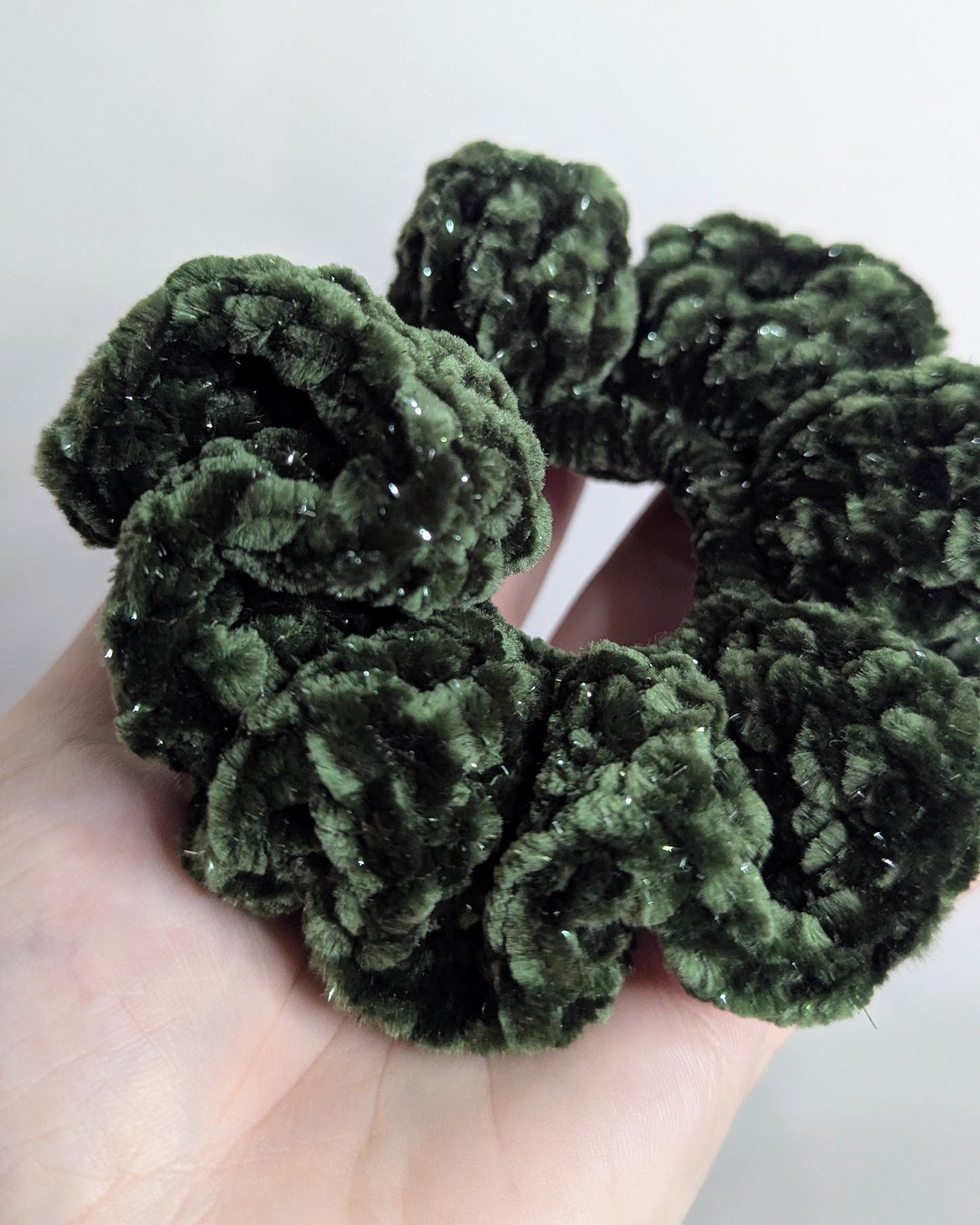 Velvet Ruffle Scrunchie (Super Greens Sparkle)