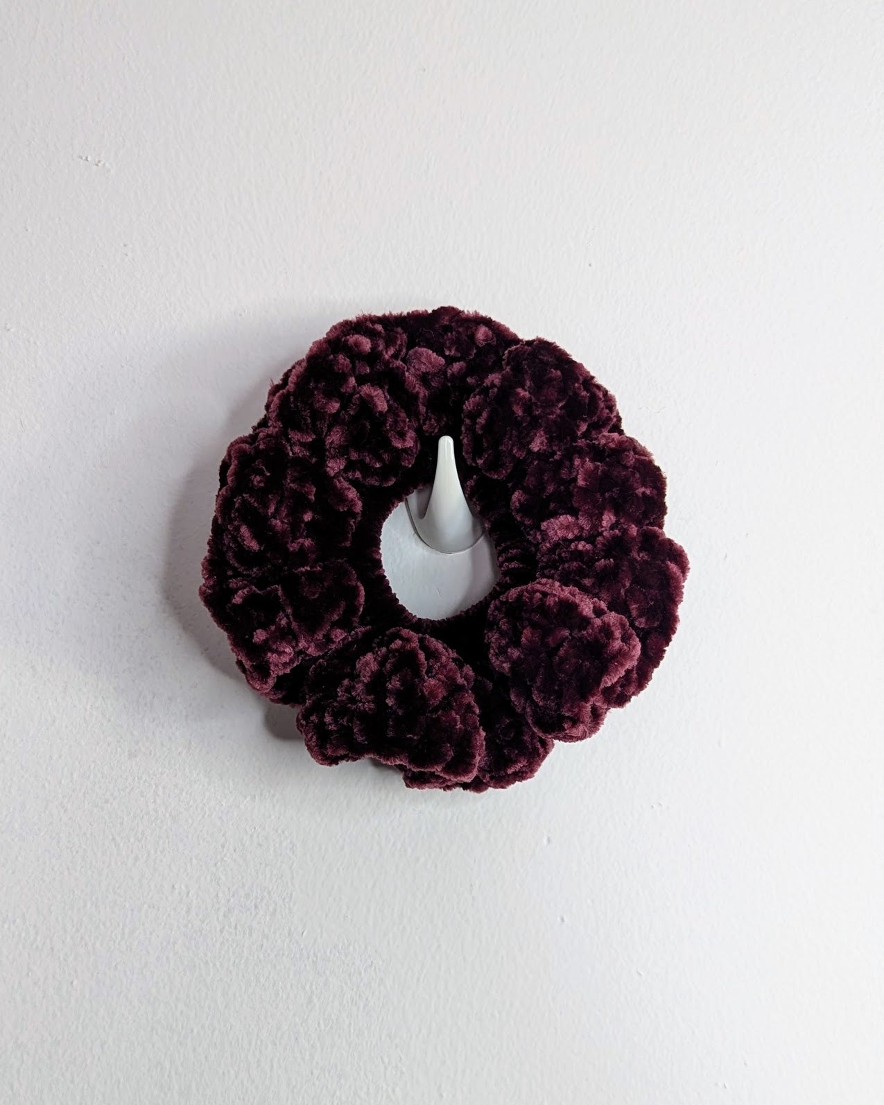 Velvet Ruffle Scrunchie (Plonk)