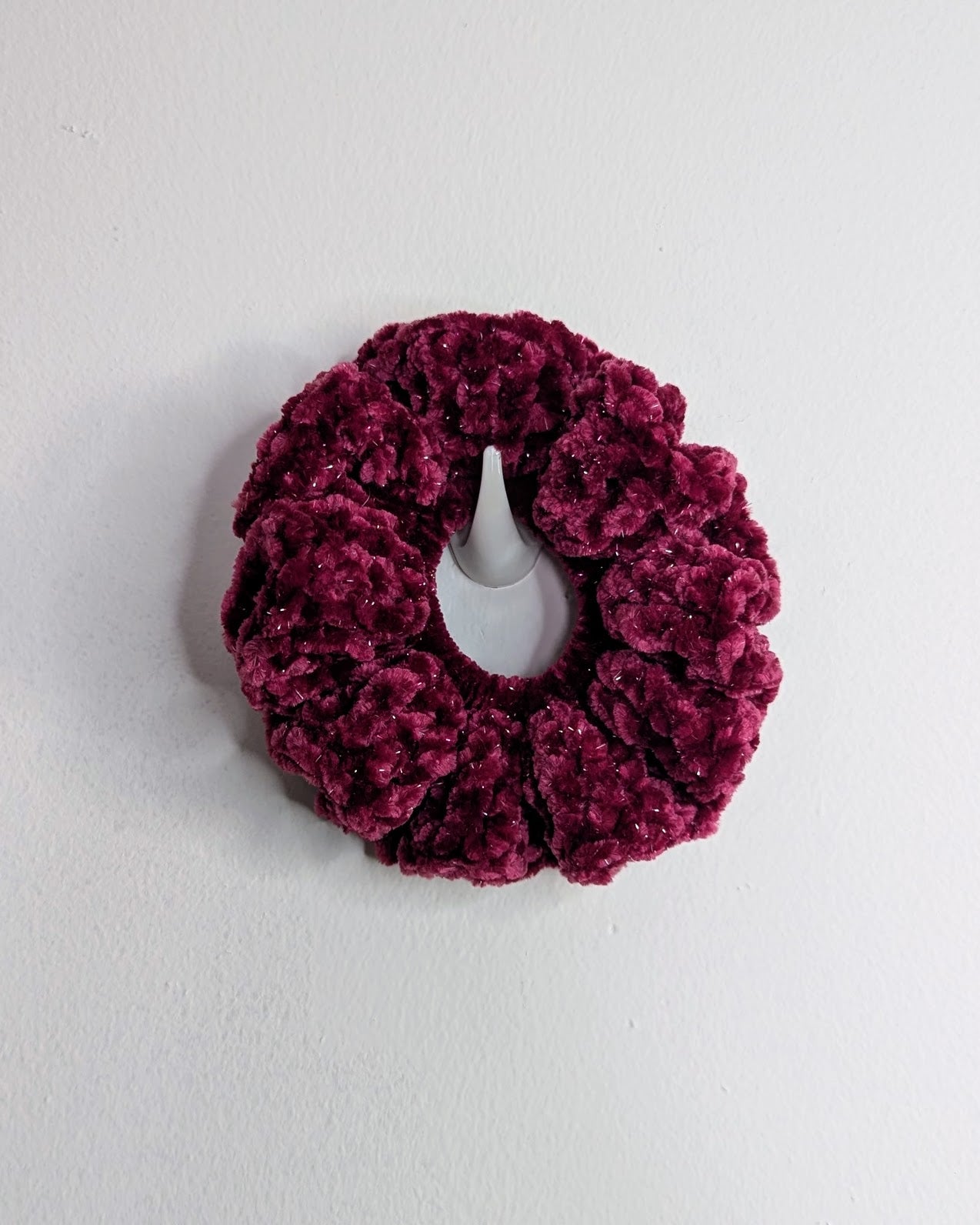 Velvet Ruffle Scrunchie (Dark Crimson Sparkle)