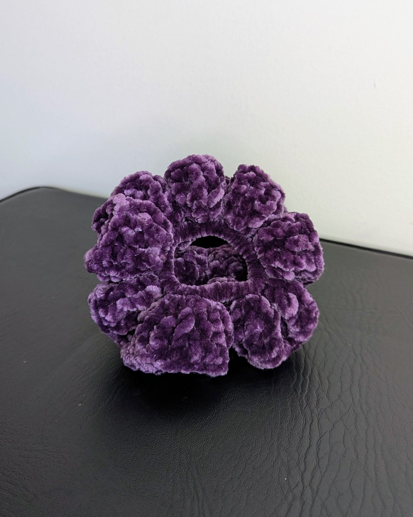 Velvet Ruffle Scrunchie (Plum)