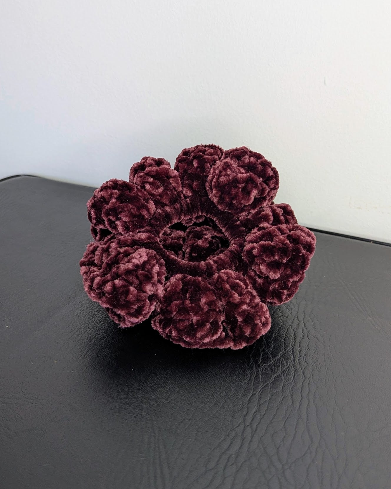 Velvet Ruffle Scrunchie (Plonk)