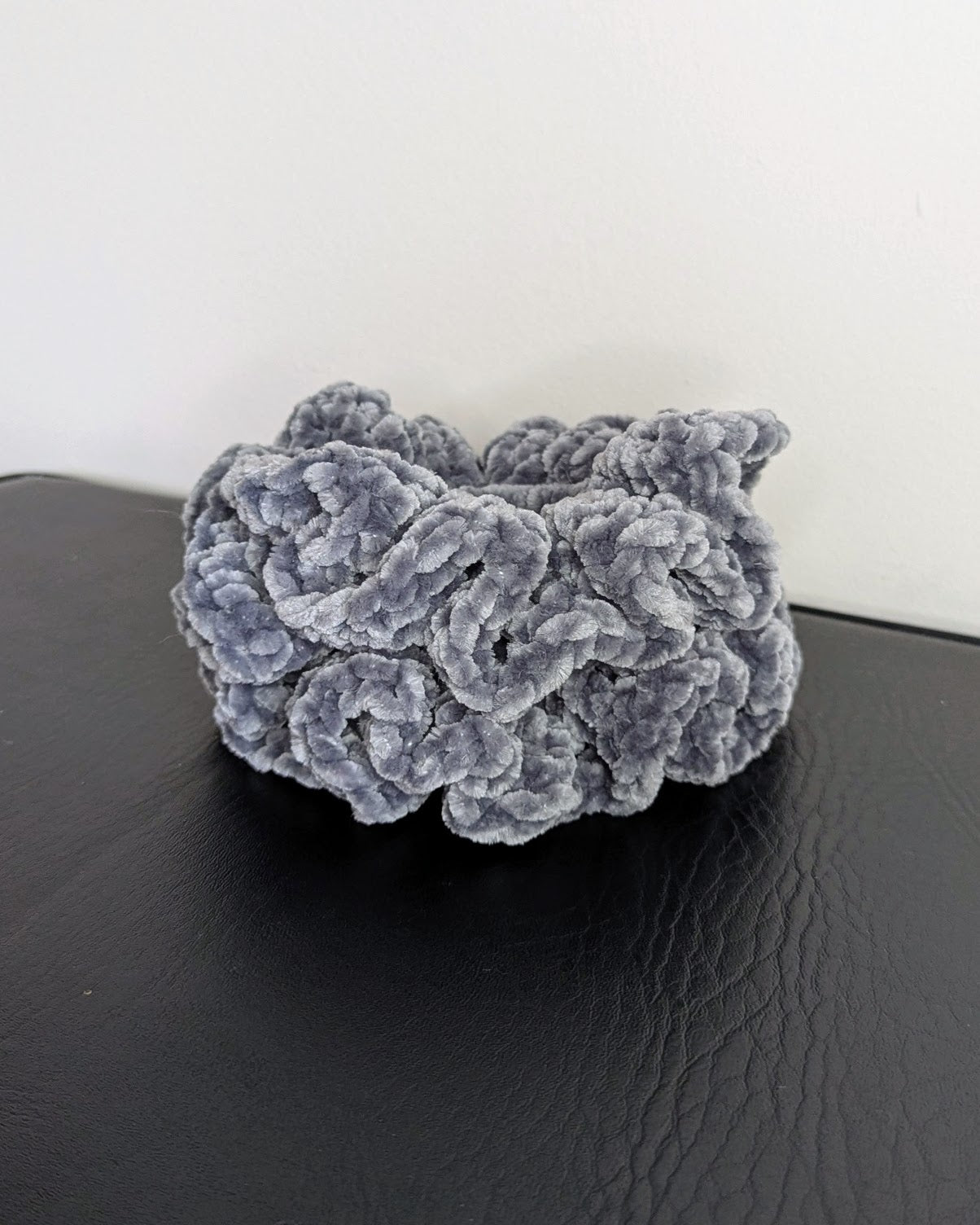 Velvet Ruffle Scrunchie (Charcoal)