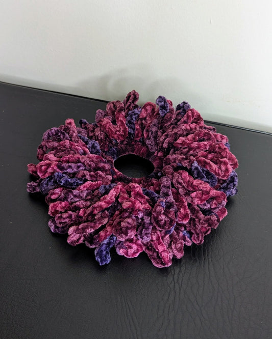 XL Velvet Loopy Scrunchie (Crushed Burgundy)