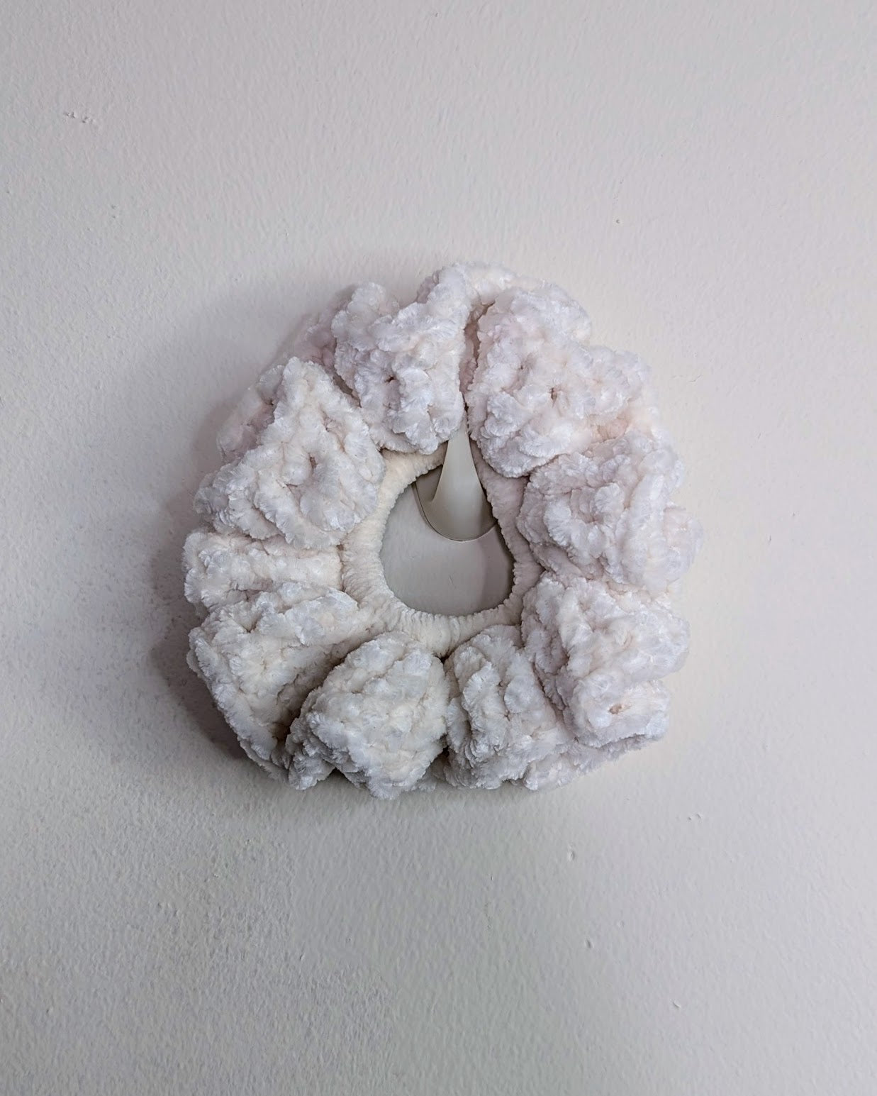 Velvet Ruffle Scrunchie (Angel)