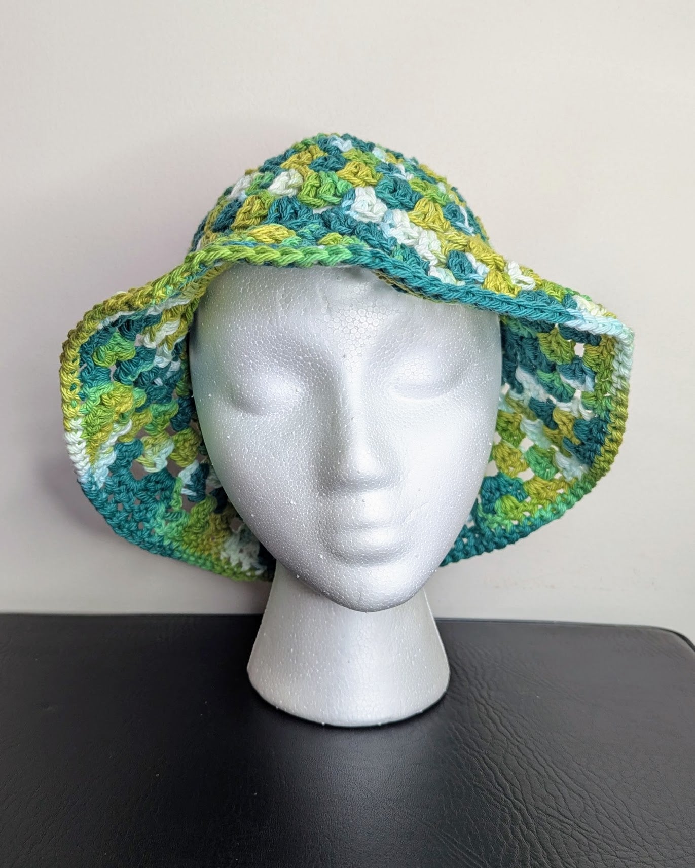 Granny Stitch Crochet Bucket Hat (June Bug Ombre)