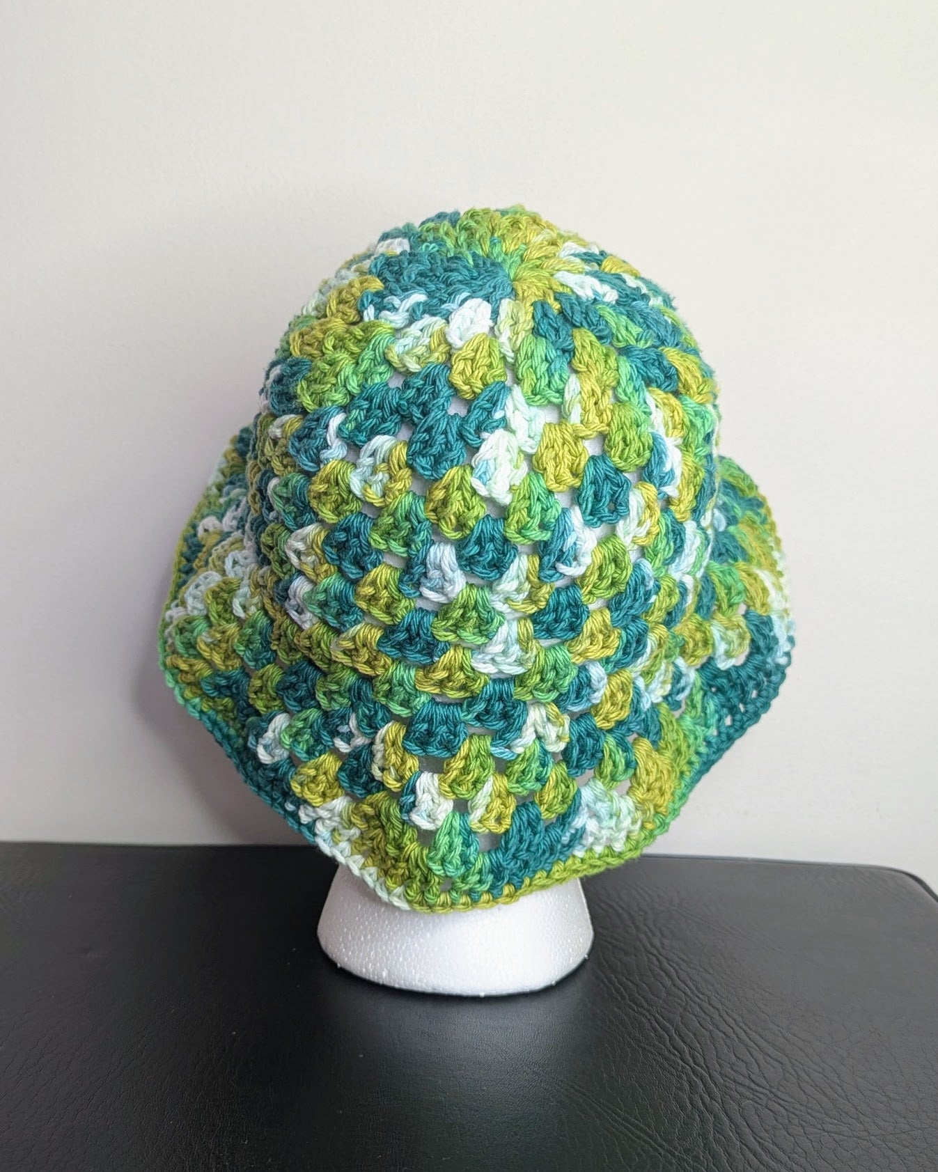 Granny Stitch Crochet Bucket Hat (June Bug Ombre)
