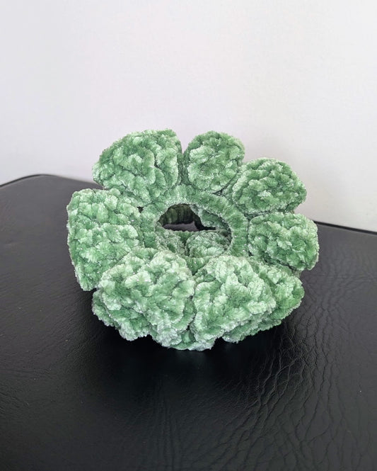 Velvet Ruffle Scrunchie (Watercress Sparkle)