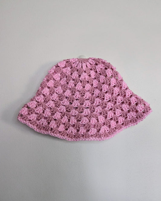 Granny Stitch Crochet Bucket Hat (Rose & Pink Sorbet)