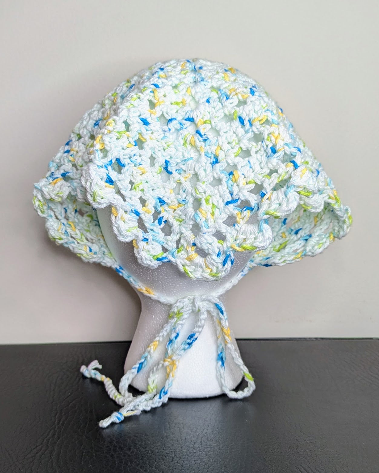 Windowpane Crochet Bandana (Happy-Go-Lucky)