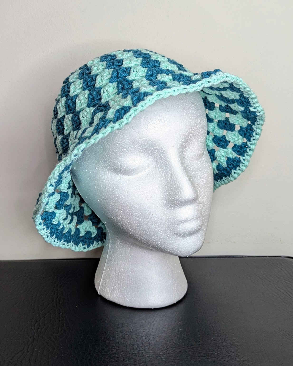 Granny Stitch Crochet Bucket Hat (Teal & Seafoam)