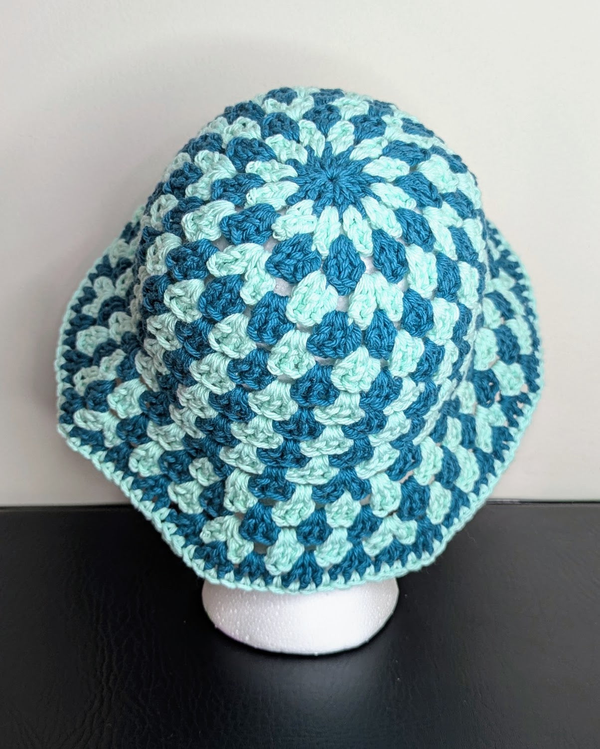 Granny Stitch Crochet Bucket Hat (Teal & Seafoam)